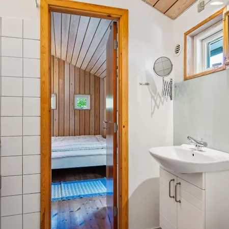 Amazing In With 2 Bedrooms And Wifi Casa vacanze Ebeltoft